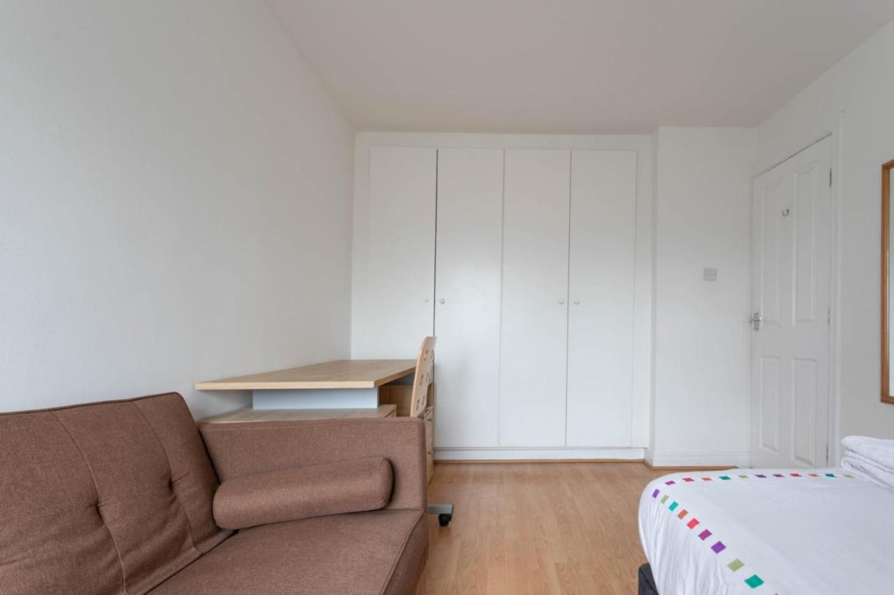 Hanifa Place Leeds  Buitenkant foto